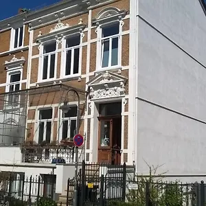 Altbremer Stadthaus, Mitte Frühstückspension